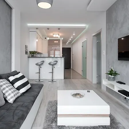 Riverside Apartment *